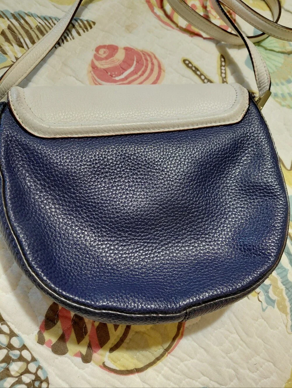 Kate Spade NY Oliver Street White/Navy Blue Pebbled Leather Saddle Bag Crossbody